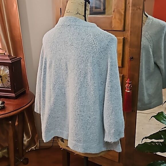 Gray beaded neckline open front sweater size Large - Picture 9 of 11